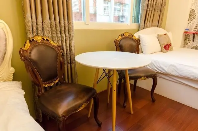 Deluxe Dört Kişilik Oda