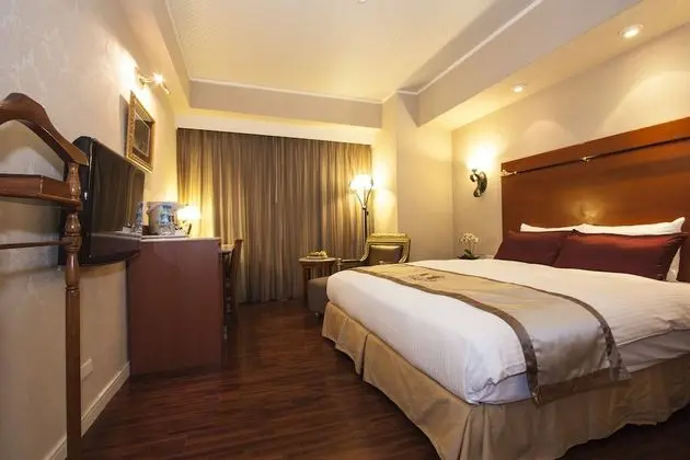 Deluxe Tek Büyük Yataklı Oda (Non- Refundable )
