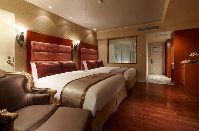 Deluxe Üç Kişilik Oda (Non- Refundable )