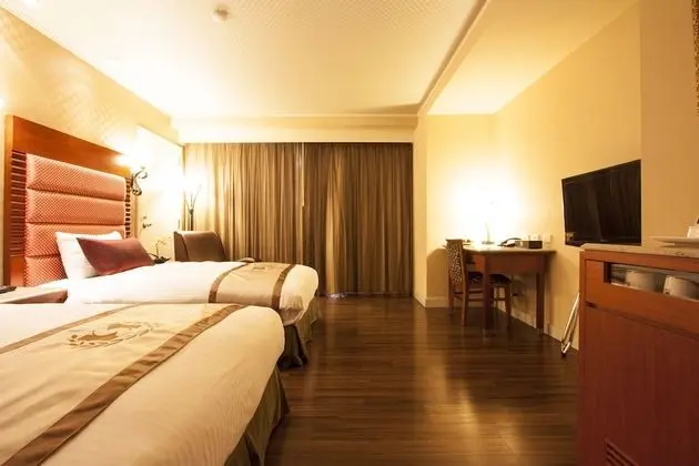 Deluxe Üç Kişilik Oda (Non- Refundable )