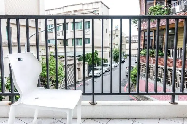 Tek Büyük Yataklı Oda, Balkon