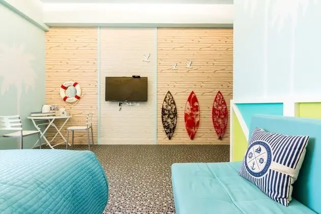 Tek Büyük veya İki Ayrı Yataklı Oda, Balkon