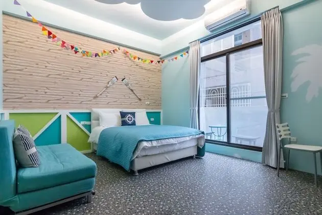 Tek Büyük veya İki Ayrı Yataklı Oda, Balkon