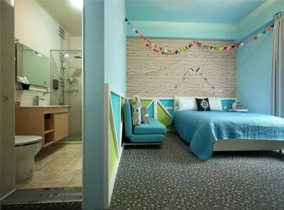 Tek Büyük veya İki Ayrı Yataklı Oda, Balkon