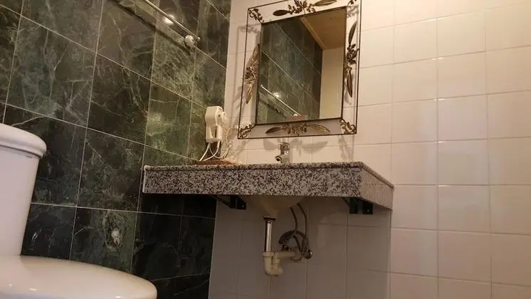 Standard Dört Kişilik Oda