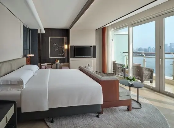 Premium Oda, 1 En Büyük (King) Boy Yatak, Deniz Manzaralı (Lounge Access)