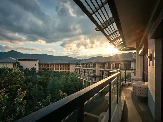 Süit, 1 Yatak Odası, Bahçe Manzaralı