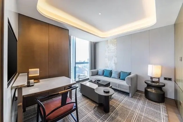Premium Oda, 1 En Büyük (King) Boy Yatak (Lounge Access)