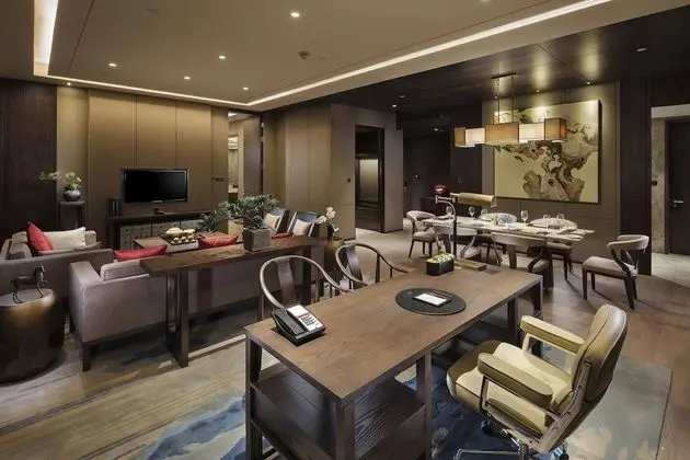 Premium Oda, 1 En Büyük (King) Boy Yatak (Lounge Access)