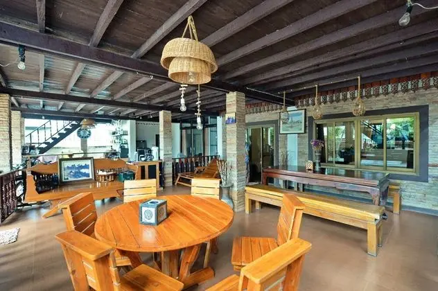 Family Room 10 Persons