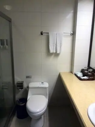 Üç Kişilik Oda