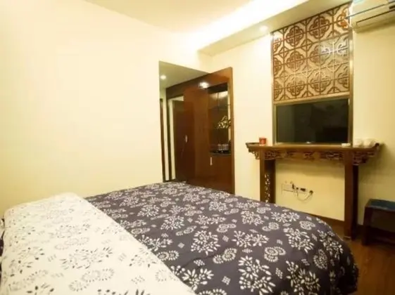 Traditional Tek Büyük Yataklı Oda