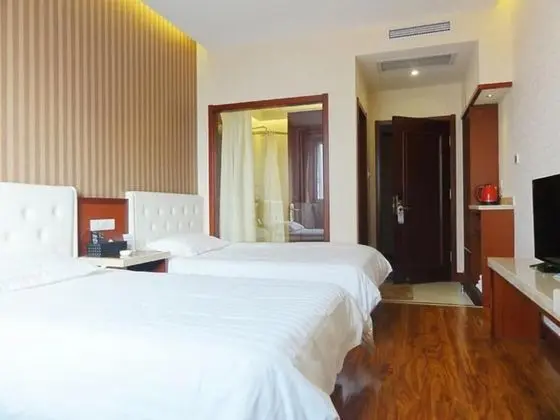 İki Ayrı Yataklı Oda, Şehir Manzaralı