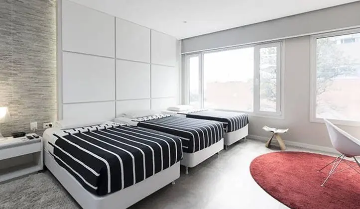 Comfort Tek Büyük veya İki Ayrı Yataklı Oda (Silver)