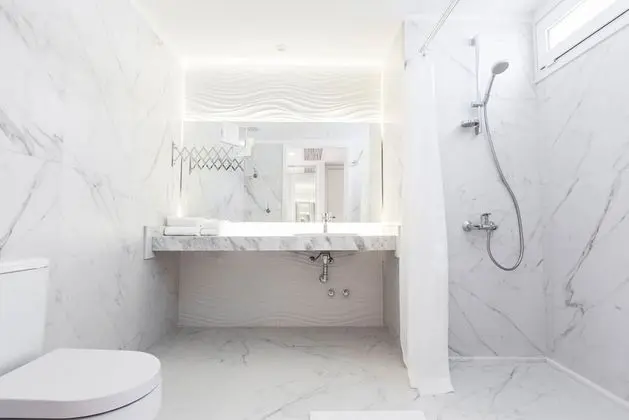 Deluxe Tek Büyük veya İki Ayrı Yataklı Oda (Gold)