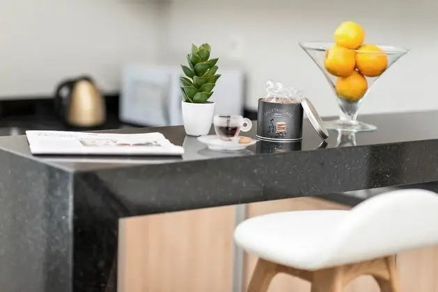 Superior Tek Büyük veya İki Ayrı Yataklı Oda (Apart)