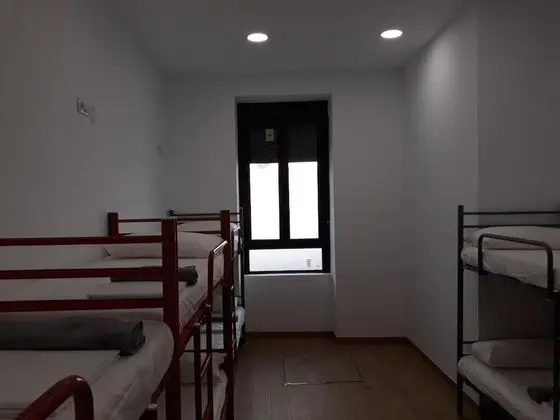 Ortak Ranzalı Oda, Karma Ranzalı Oda (1 bed in 8 Bed Dorm)