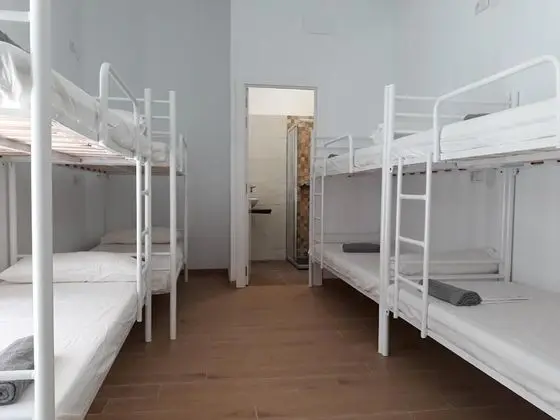 Ortak Ranzalı Oda, Sadece kadınlar için (1 bed in 10 Bed Dorm)