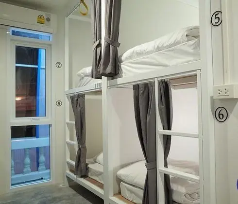 Male Dorm 4 Beds