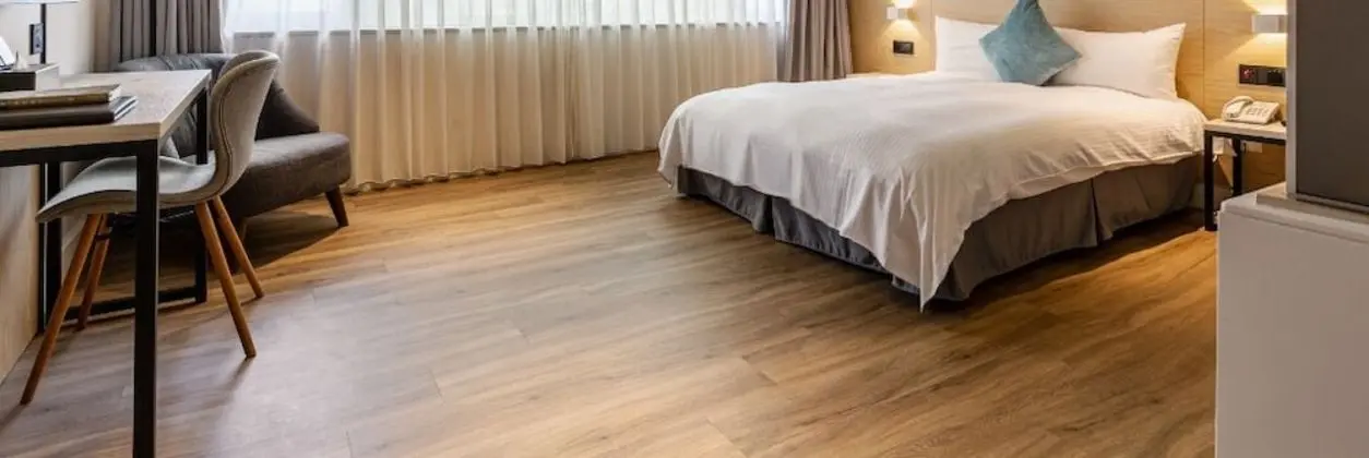 Business Tek Büyük Yataklı Oda