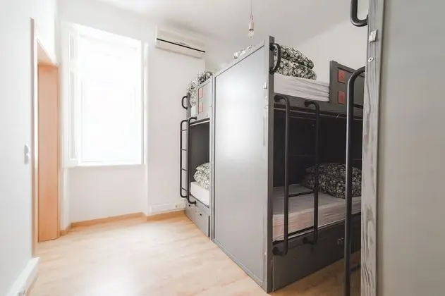 Ortak Ranzalı Oda, Banyolu/Duşlu (6 people)