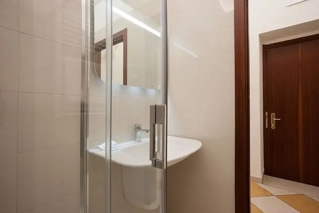 Basic Dört Kişilik Oda