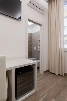 Basic Tek Büyük veya İki Ayrı Yataklı Oda