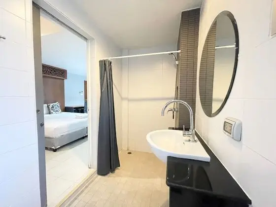 Premium Oda, 1 En Büyük (King) Boy Yatak