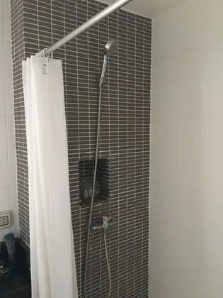 Premium Oda, 1 En Büyük (King) Boy Yatak