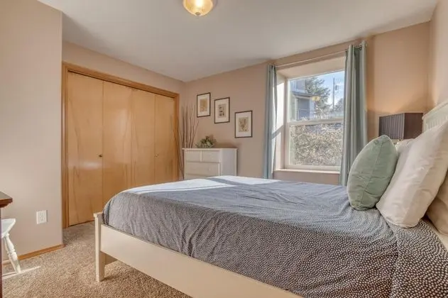 Ev, Birden Çok Yatak (Hubbert Hideaway)