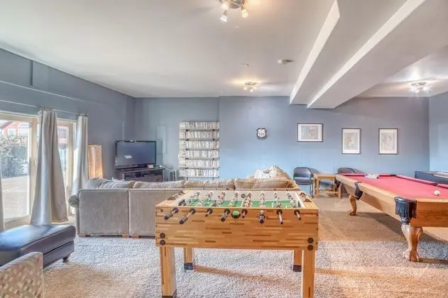 Ev, Birden Çok Yatak (Hubbert Hideaway)