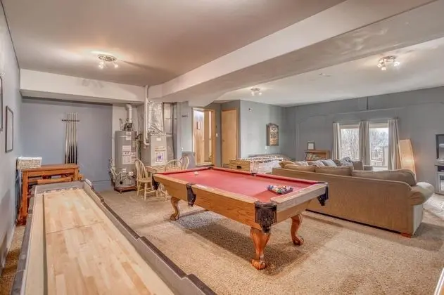 Ev, Birden Çok Yatak (Hubbert Hideaway)