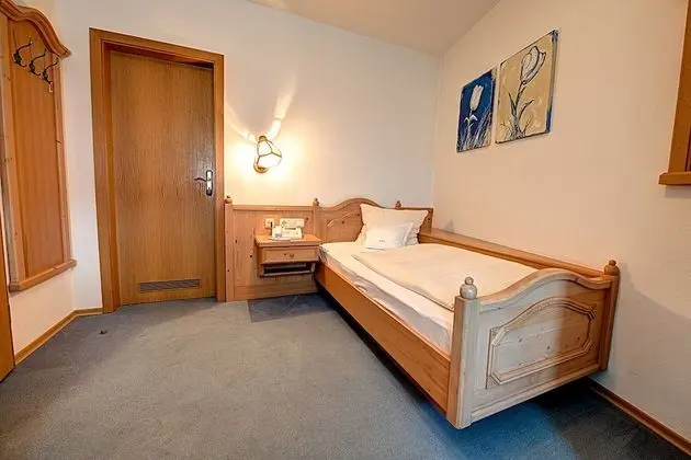 Tek Kişilik Oda (with Shower)