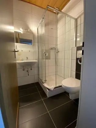 Tek Büyük veya İki Ayrı Yataklı Oda, 2 Tek Kişilik Yatak, Sigara İçilmez