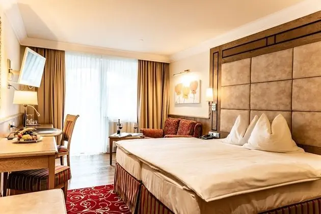 Deluxe Tek Büyük Yataklı Oda