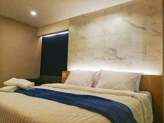 Deluxe Room with City View