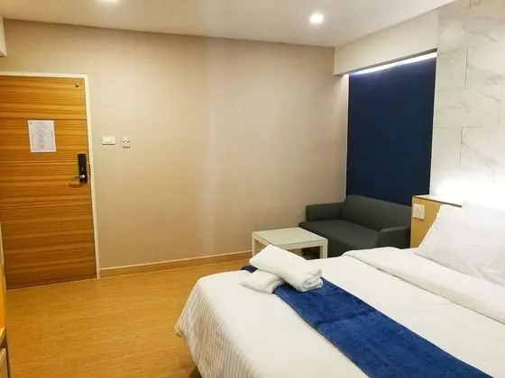 Deluxe Room with City View