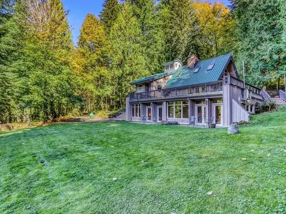 Kulübe, Birden Çok Yatak (Huckleberry Mountain Lodge)