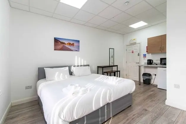 Tek Büyük Yataklı Oda