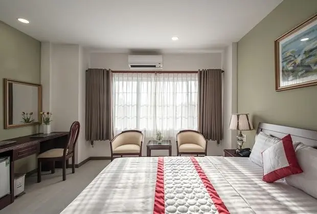 Deluxe Tek Büyük Yataklı Oda