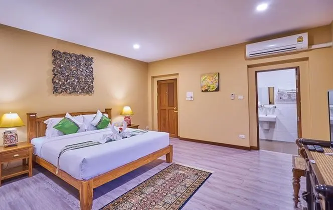 Deluxe Oda, 1 En Büyük (King) Boy Yatak, Bahçe Manzaralı, Bahçeli