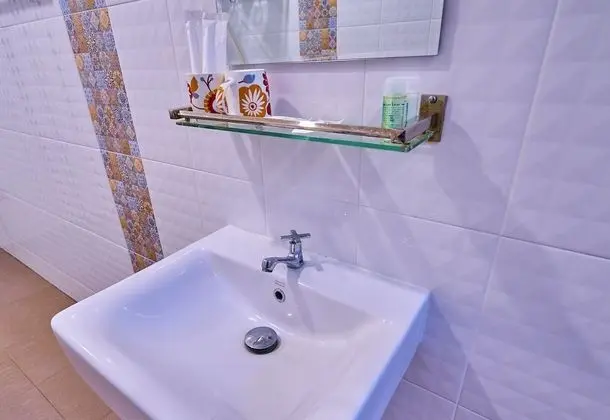 Standard Oda, 1 En Büyük (King) Boy Yatak, Bahçe Manzaralı, Bahçeli