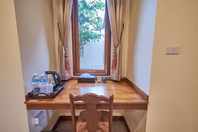 Standard Oda, 1 En Büyük (King) Boy Yatak, Bahçe Manzaralı, Bahçeli