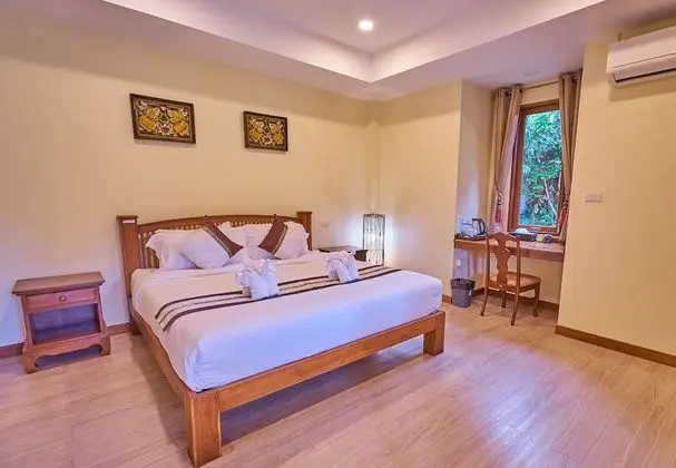 Standard Oda, 1 En Büyük (King) Boy Yatak, Bahçe Manzaralı, Bahçeli