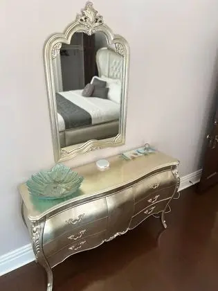 Luxury Oda (Shared Bathroom)