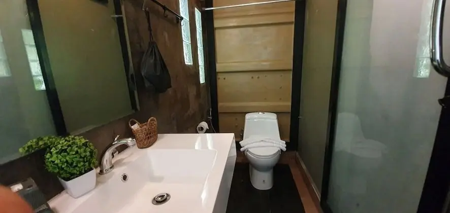 Junior Süit, Kanal Manzaralı