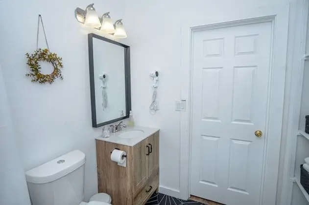 Ev