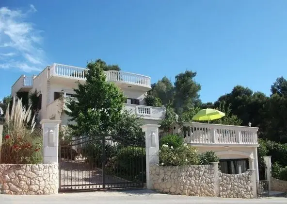 Apart Daire, Koy Manzaralı (2)