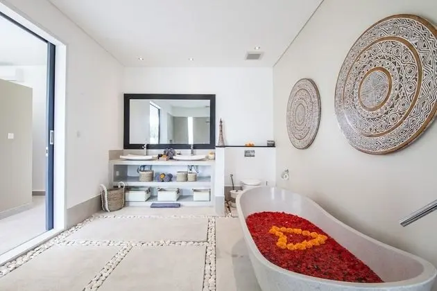 Basic Villa, Birden Çok Yatak
