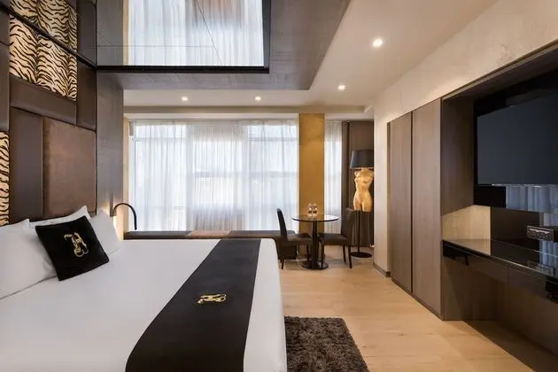 Standard Oda, Şehir Manzaralı